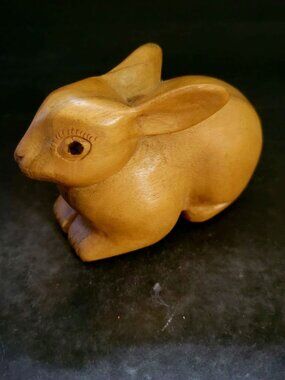 Japanese Netsuke Boxwood Detailed Hand Carving Excellent Workmanship